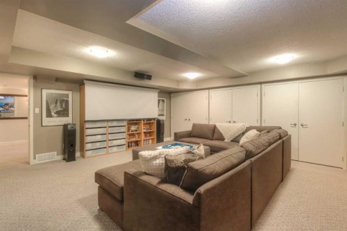 1702 24 Street Sw, Calgary, AB - Indoor