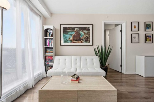 404-1920 11 Avenue Sw, Calgary, AB - Indoor Photo Showing Other Room