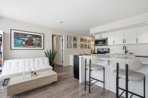 404-1920 11 Avenue Sw, Calgary, AB - Indoor Photo Showing Kitchen