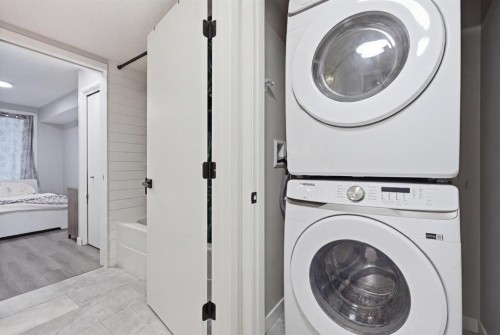 404-1920 11 Avenue Sw, Calgary, AB - Indoor Photo Showing Laundry Room