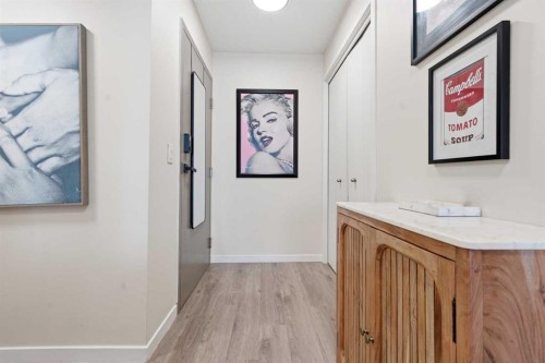 404-1920 11 Avenue Sw, Calgary, AB - Indoor Photo Showing Other Room