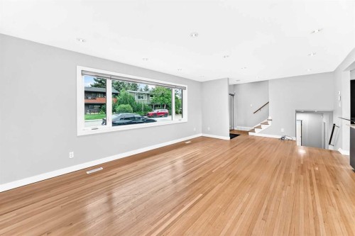 173 Cornwallis Drive Nw, Calgary, AB - Indoor