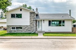 173 Cornwallis Drive NW Calgary, AB T2K 1V4
