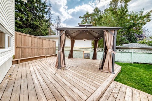 173 Cornwallis Drive Nw, Calgary, AB - Outdoor With Deck Patio Veranda With Exterior
