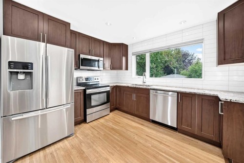173 Cornwallis Drive Nw, Calgary, AB - Indoor Photo Showing Kitchen With Stainless Steel Kitchen With Upgraded Kitchen