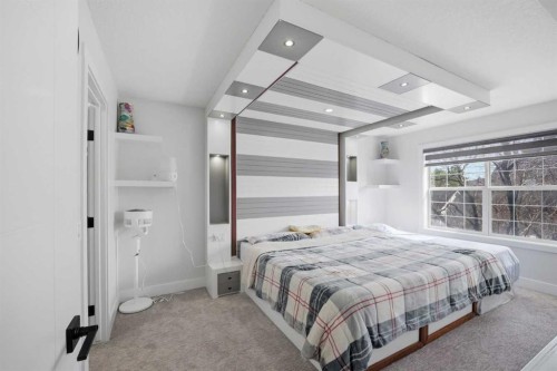 7916 Martha'S Haven Park Ne, Calgary, AB - Indoor Photo Showing Bedroom