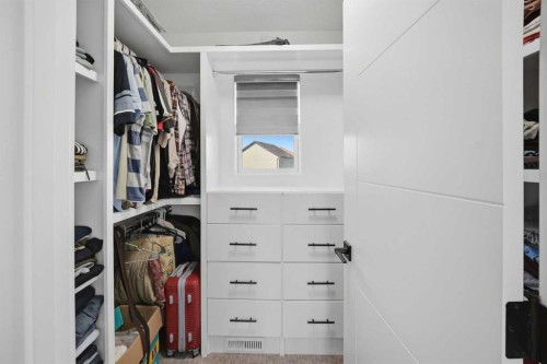 7916 Martha'S Haven Park Ne, Calgary, AB - Indoor With Storage