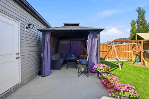 7916 Martha'S Haven Park Ne, Calgary, AB - Outdoor With Exterior