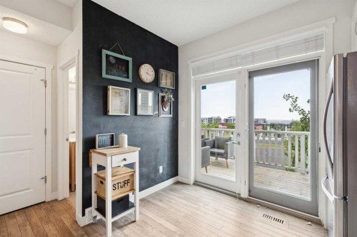 206 Nolanfield Villas Nw, Calgary, AB - Indoor Photo Showing Other Room