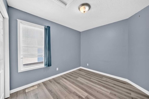 87 Tarawood Grove Ne, Calgary, AB - Indoor Photo Showing Other Room