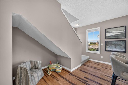 3146 New Brighton Gardens Se, Calgary, AB - Indoor Photo Showing Other Room