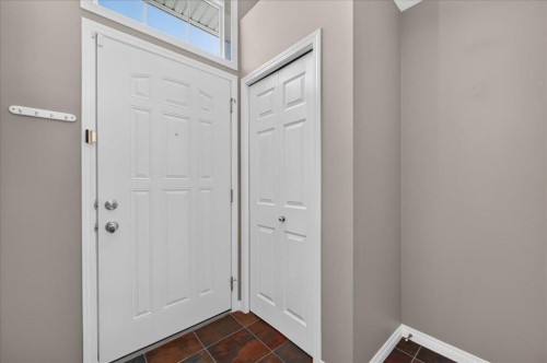 3146 New Brighton Gardens Se, Calgary, AB - Indoor Photo Showing Other Room