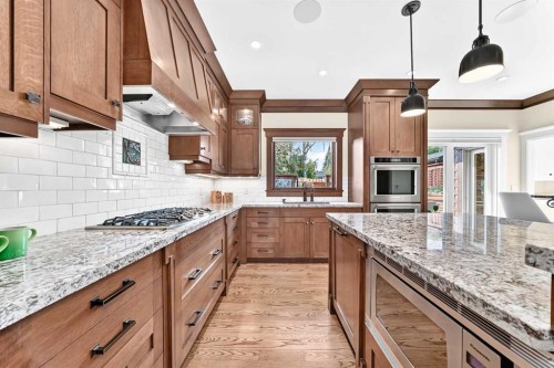 95 Lissington Drive Sw, Calgary, AB 