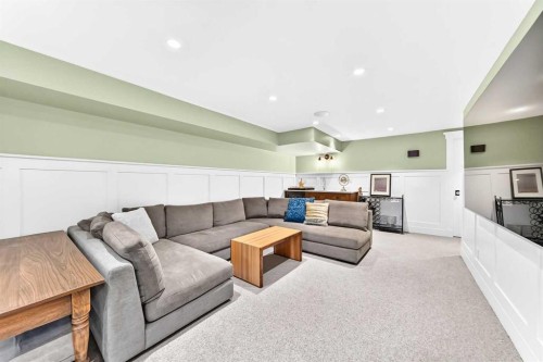 95 Lissington Drive Sw, Calgary, AB 