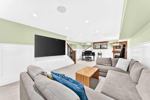 95 Lissington Drive Sw, Calgary, AB 