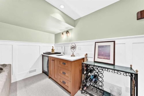 95 Lissington Drive Sw, Calgary, AB 