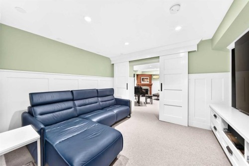 95 Lissington Drive Sw, Calgary, AB 