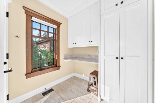 95 Lissington Drive Sw, Calgary, AB 