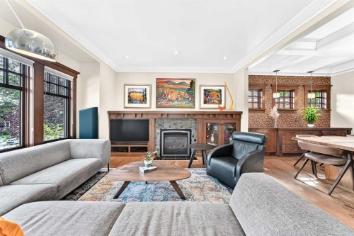 95 Lissington Drive Sw, Calgary, AB 