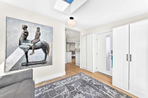 3223 2 Street Sw, Calgary, AB - Indoor Photo Showing Other Room