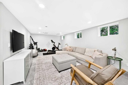 3223 2 Street Sw, Calgary, AB - Indoor