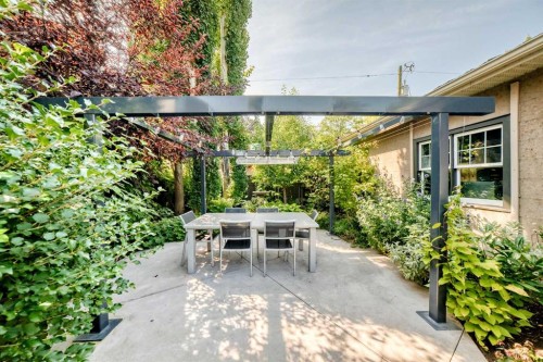 3223 2 Street Sw, Calgary, AB - Outdoor