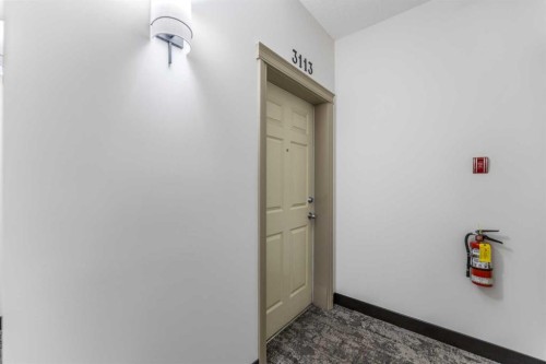 3113-24 Hemlock Crescent Sw, Calgary, AB - Indoor Photo Showing Other Room