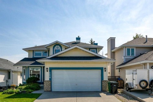124 Schubert Hill Nw, Calgary, AB - Outdoor With Facade