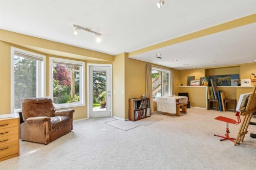 124 Schubert Hill Nw, Calgary, AB - Indoor
