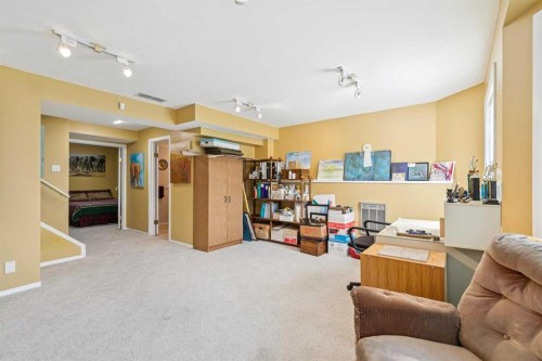 124 Schubert Hill Nw, Calgary, AB - Indoor