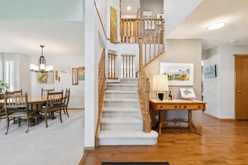 124 Schubert Hill Nw, Calgary, AB - Indoor