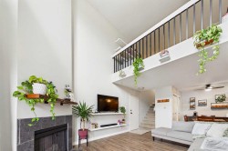 831-6400 Coach Hill Road SW Calgary, AB T3H 1B8