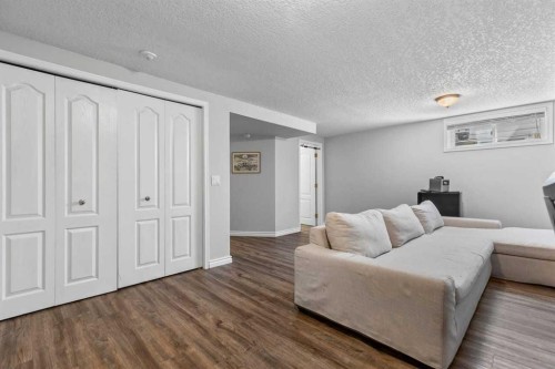 2031 2 Avenue Nw, Calgary, AB - Indoor