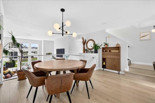 199 Magnolia Way Se, Calgary, AB - Indoor Photo Showing Dining Room