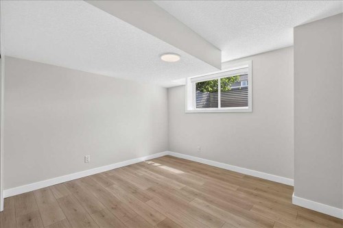 199 Magnolia Way Se, Calgary, AB - Indoor Photo Showing Other Room
