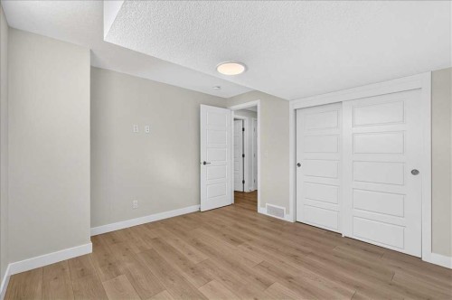 199 Magnolia Way Se, Calgary, AB - Indoor Photo Showing Other Room