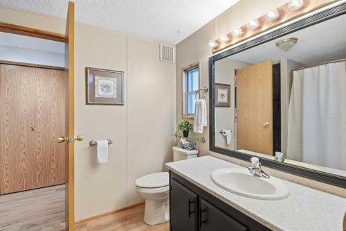 359 Burroughs Circle Ne, Calgary, AB 