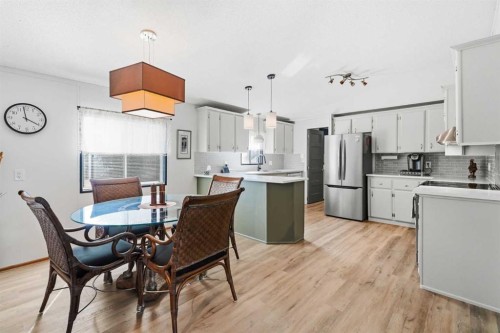 359 Burroughs Circle Ne, Calgary, AB 