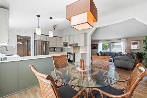 359 Burroughs Circle Ne, Calgary, AB 