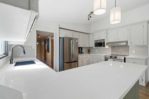 359 Burroughs Circle Ne, Calgary, AB 