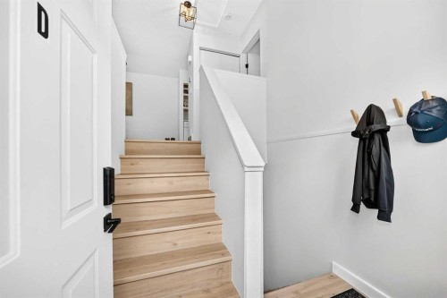 D-109 Stanley Avenue, Okotoks, AB - Indoor Photo Showing Other Room