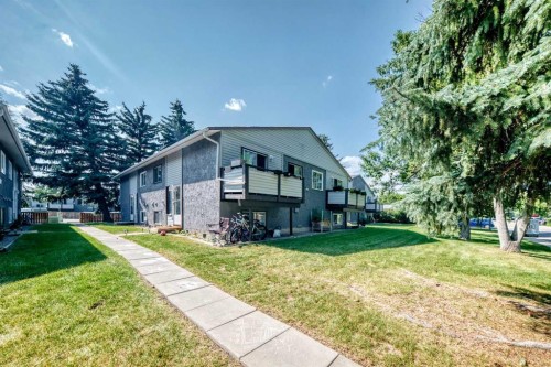 D-109 Stanley Avenue, Okotoks, AB - Outdoor