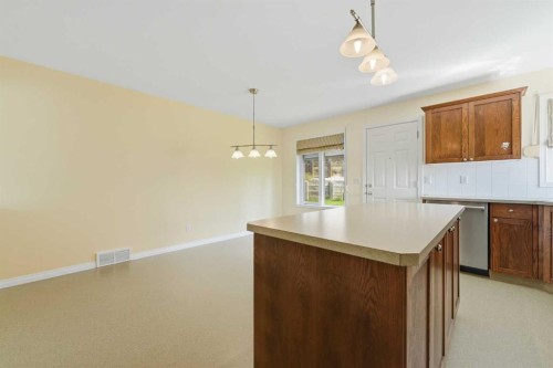 116 Rockyledge Crescent Nw, Calgary, AB 