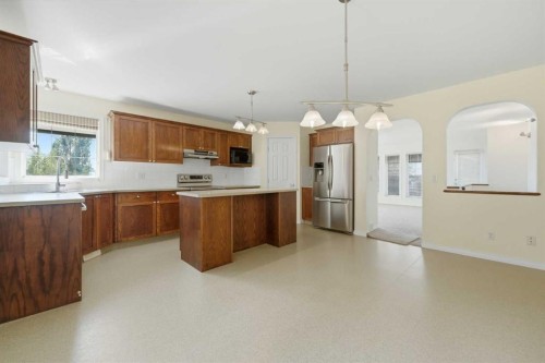116 Rockyledge Crescent Nw, Calgary, AB 