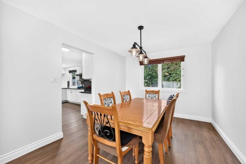 1220 73 Avenue Sw, Calgary, AB - Indoor Photo Showing Dining Room