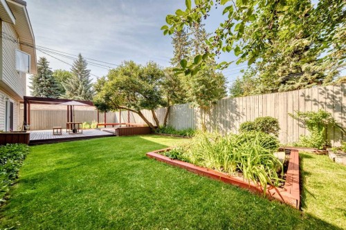 1220 73 Avenue Sw, Calgary, AB - Outdoor