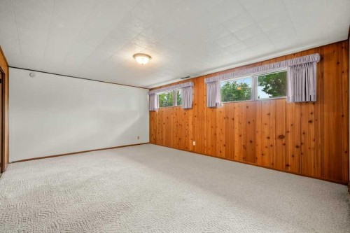 4515 Norquay Drive Nw, Calgary, AB - Indoor Photo Showing Other Room