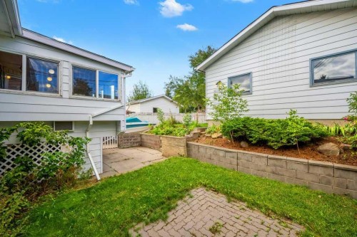 4515 Norquay Drive Nw, Calgary, AB - Outdoor