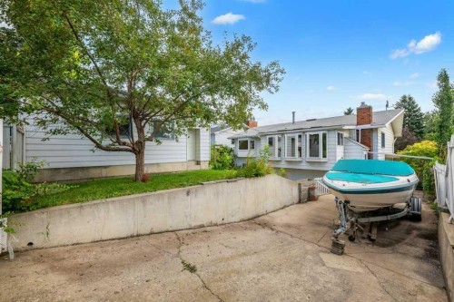 4515 Norquay Drive Nw, Calgary, AB - Outdoor
