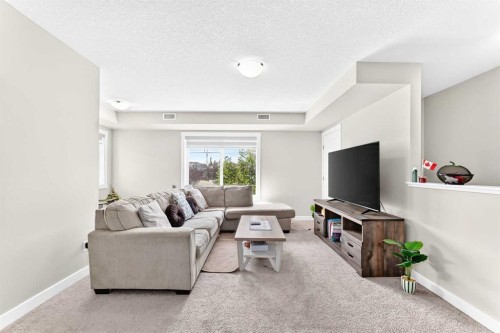 196-300 Marina Drive, Chestermere, AB - Indoor Photo Showing Other Room